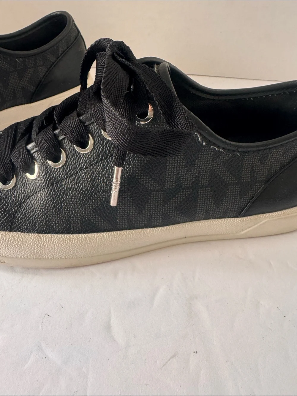 MICHAEL Michael Kors Black MK Logo Low Top Sneakers Shoes Women's Size 6.5M